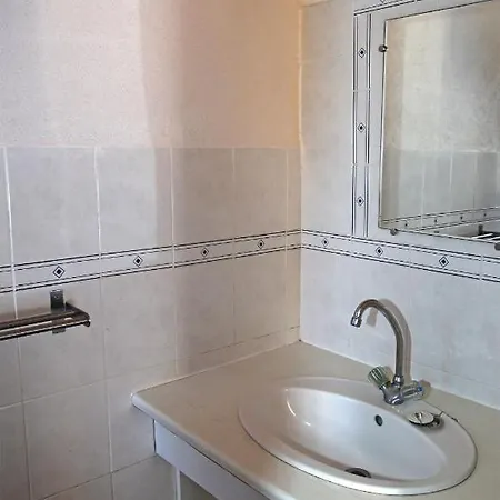 Marina Di Capitello Hotell *