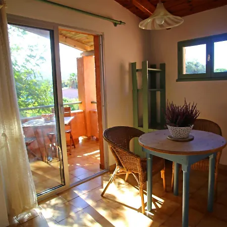 Marina Di Capitello Hotell