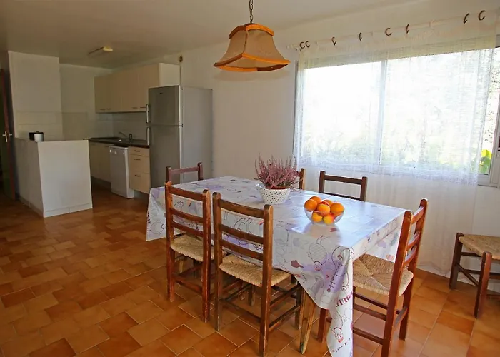 Marina Di Capitello Hotel *