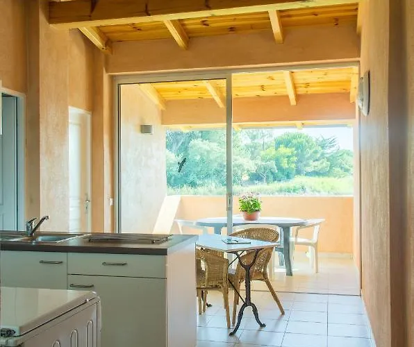 Marina Di Capitello Hotel Porticcio (Corsica)