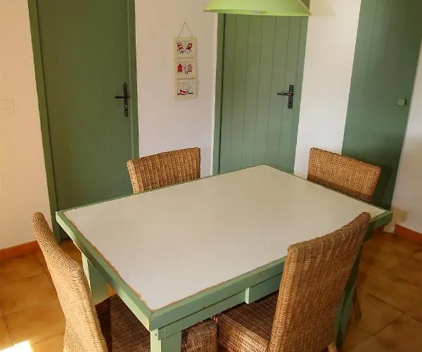 Marina Di Capitello Hotel *