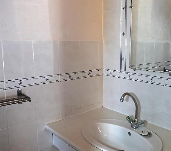 Marina Di Capitello Hotel *